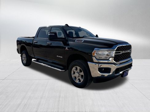 Used 2023 RAM 2500 Big Horn w/ Level 1 Equipment Group AWD/4WD image 4