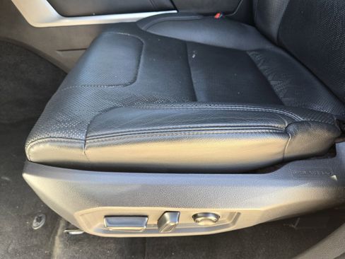 Used 2023 Toyota Sequoia Limited image 27