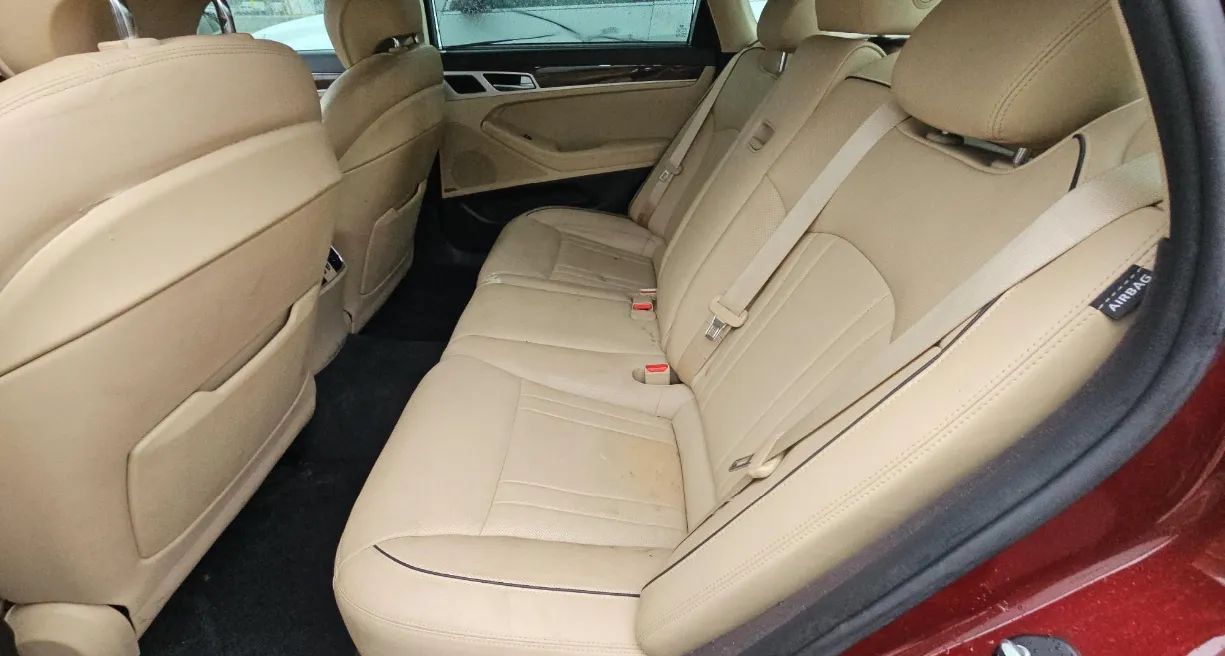 Used 2015 Hyundai Genesis 3.8 w/ Option Group 03 RWD image 6