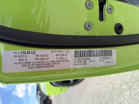 Used 2015 Dodge Challenger SRT Hellcat image 33