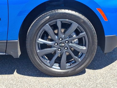 Used 2024 Chevrolet Equinox RS w/ RS Leather Package AWD/4WD image 8