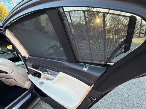 Used 2016 BMW 740i 740i image 25