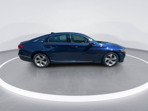 Used 2020 Honda Accord EX image 9