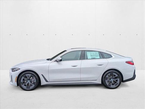 Used 2025 BMW i4 xDrive40i w/ Premium Package image 9