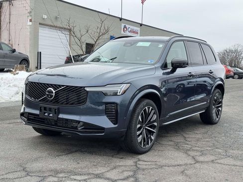New 2026 Volvo XC90 B6 Ultra w/ Protection Package Premier AWD/4WD image 23