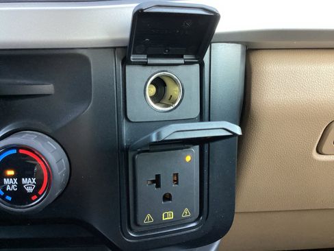 Used 2024 Ford F350 XLT w/ XLT Premium Package image 26