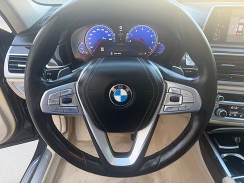 Used 2016 BMW 750i xDrive AWD/4WD image 11