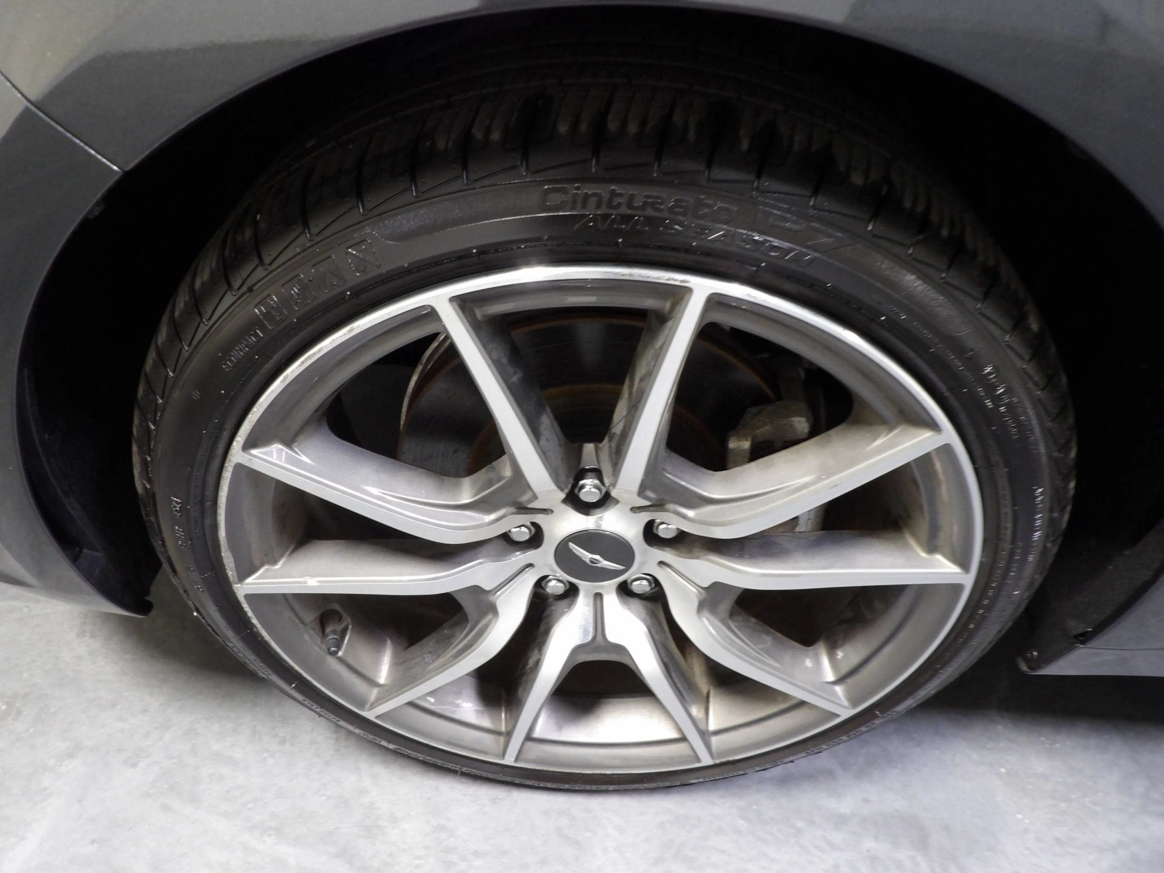 Used 2023 Genesis G70 2.0T AWD/4WD image 25