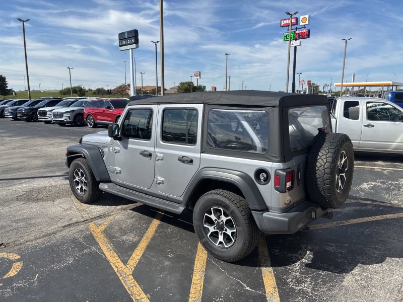 Used 2018 Jeep Wrangler Unlimited Sport AWD/4WD image 3