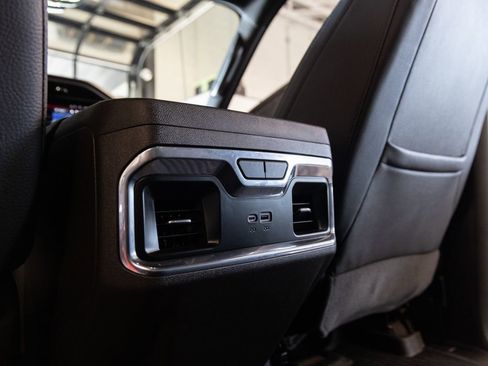 Used 2024 GMC Sierra 3500 Denali w/ Technology Package AWD/4WD image 22