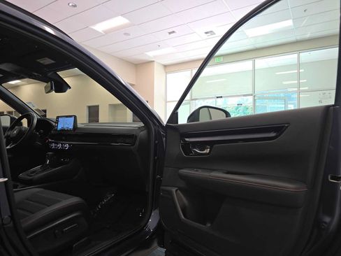 Used 2023 Honda CR-V Sport Touring image 30