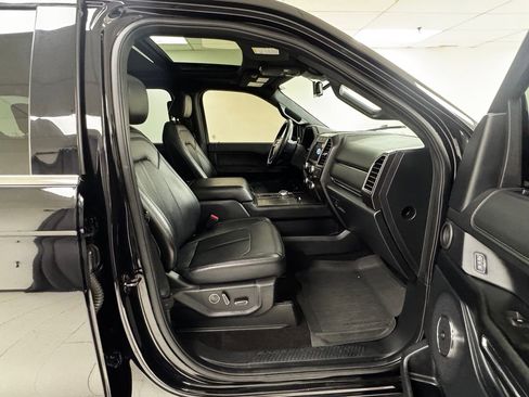 Used 2021 Ford Expedition Max Limited image 15