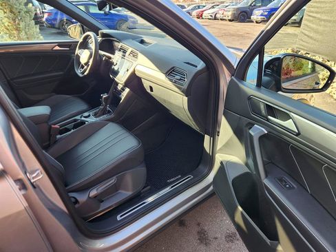 Certified 2024 Volkswagen Tiguan SE R-Line w/ MDO Package, Two-Row image 12