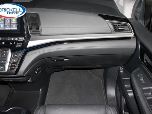 Certified 2024 Honda Odyssey Touring image 18