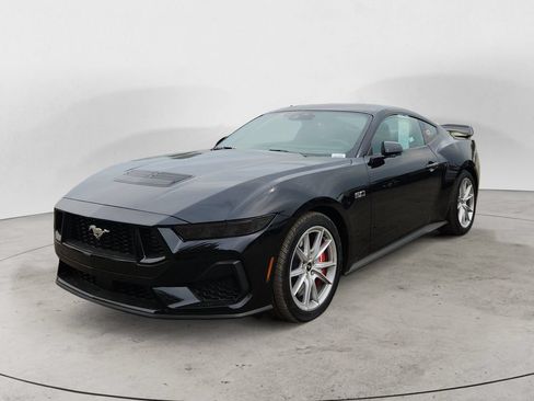 Used 2026 Ford Mustang GT Premium RWD image 1