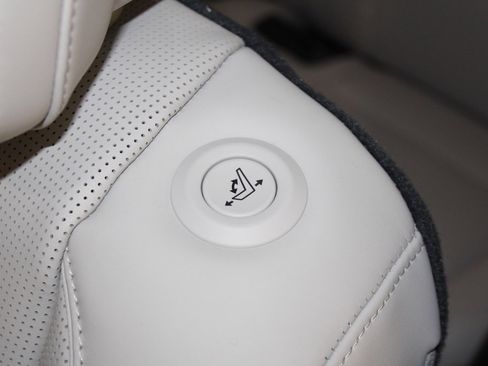 Used 2026 Hyundai Palisade Calligraphy image 35