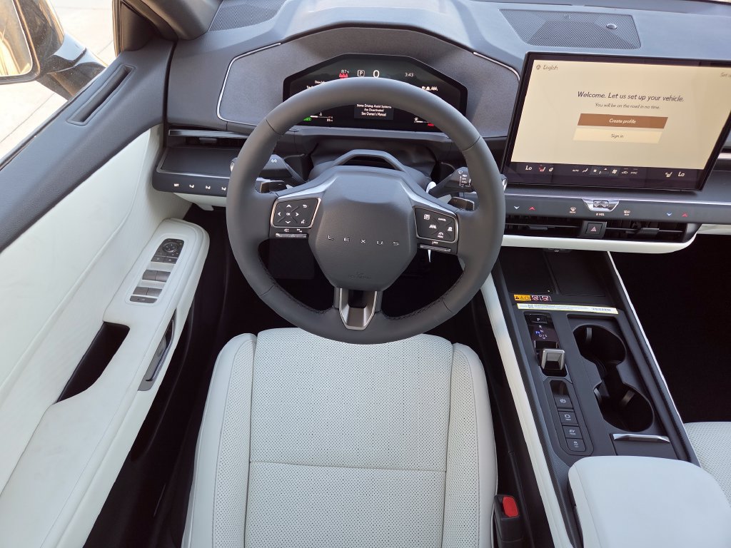 New 2026 Lexus ES 350h w/ Convenience Package FWD image 4