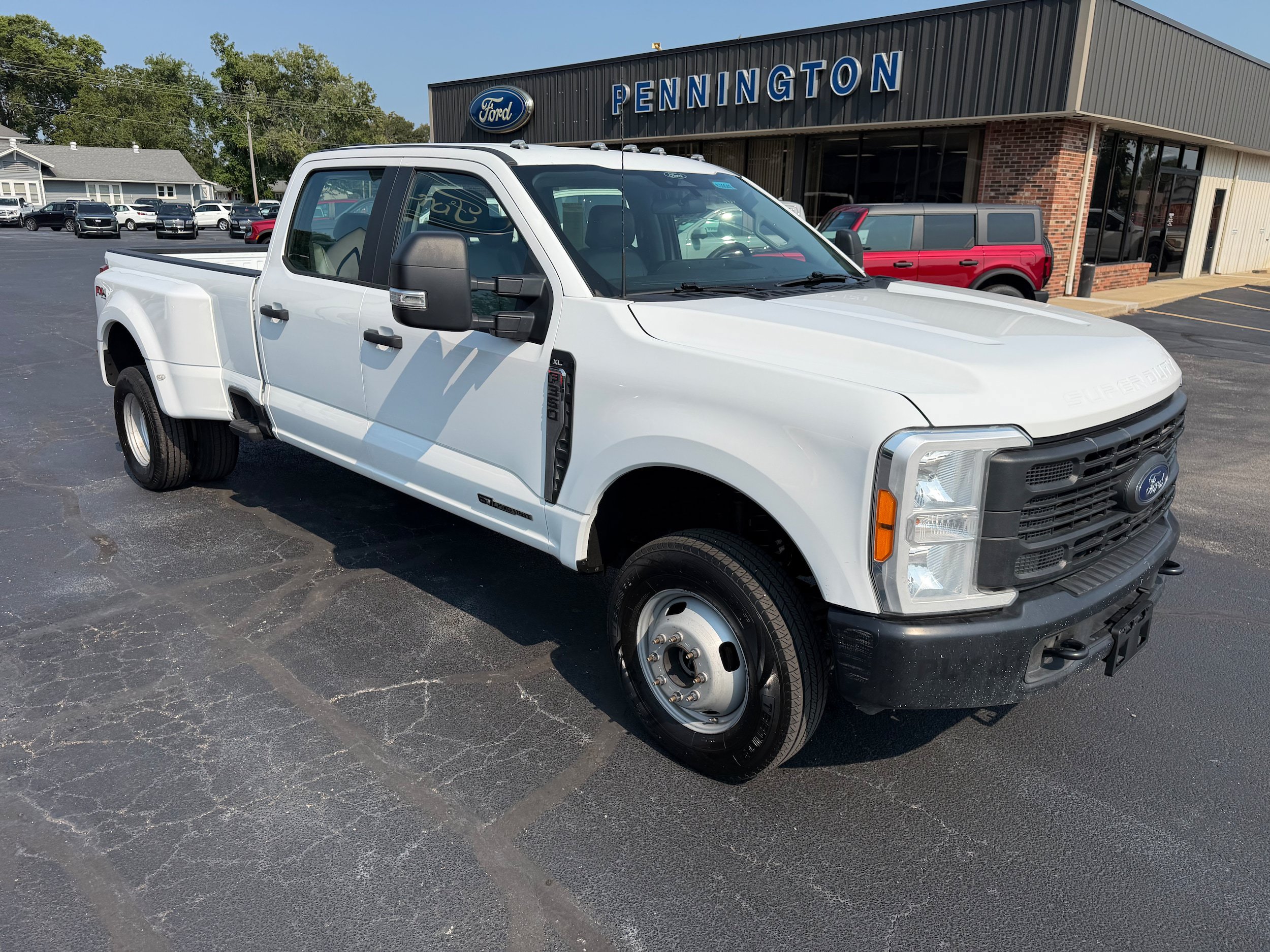 Used 2024 Ford F350 XL AWD/4WD image 1