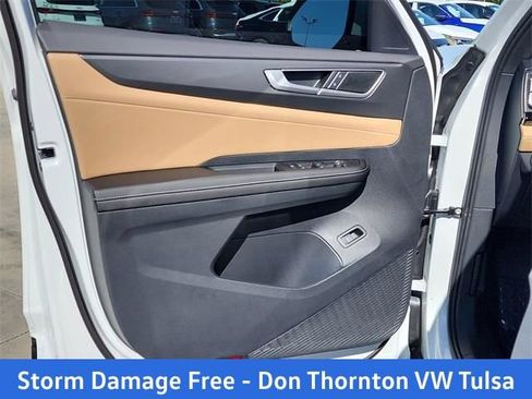 New 2026 Volkswagen Atlas Cross Sport SEL AWD/4WD image 11