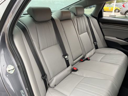 Used 2018 Honda Accord EX-L image 28