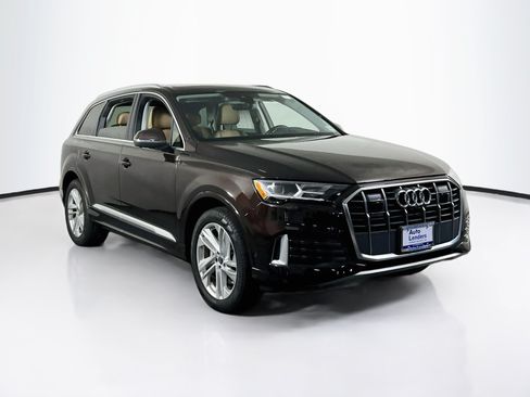 Used 2022 Audi Q7 2.0T Premium Plus w/ Premium Plus Package AWD/4WD image 3