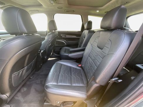 Certified 2022 Kia Telluride SX w/ SX Prestige Package AWD/4WD image 24