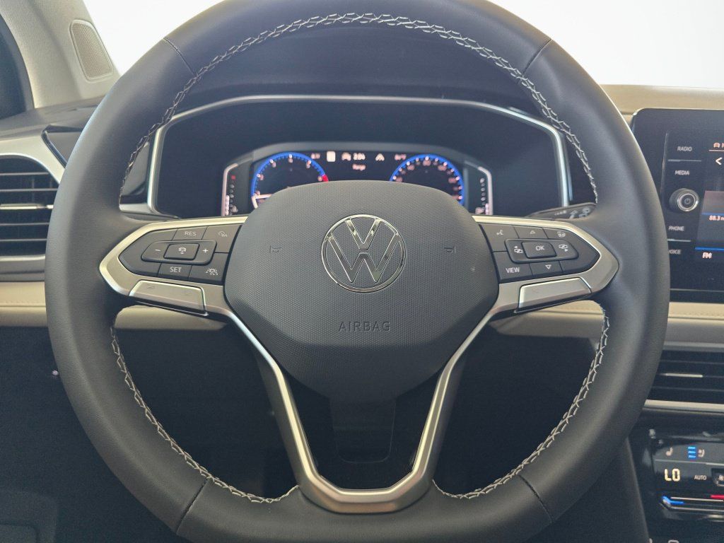 New 2026 Volkswagen Taos SEL AWD/4WD image 21
