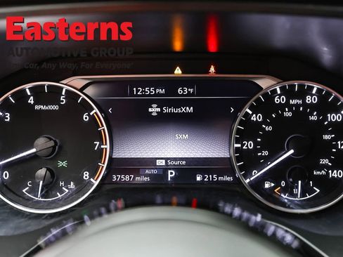 Used 2023 Nissan Rogue SV AWD/4WD image 17