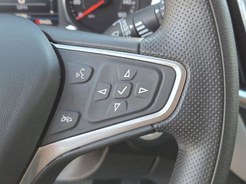 Used 2023 Chevrolet Equinox LS w/ LS Convenience Package image 17