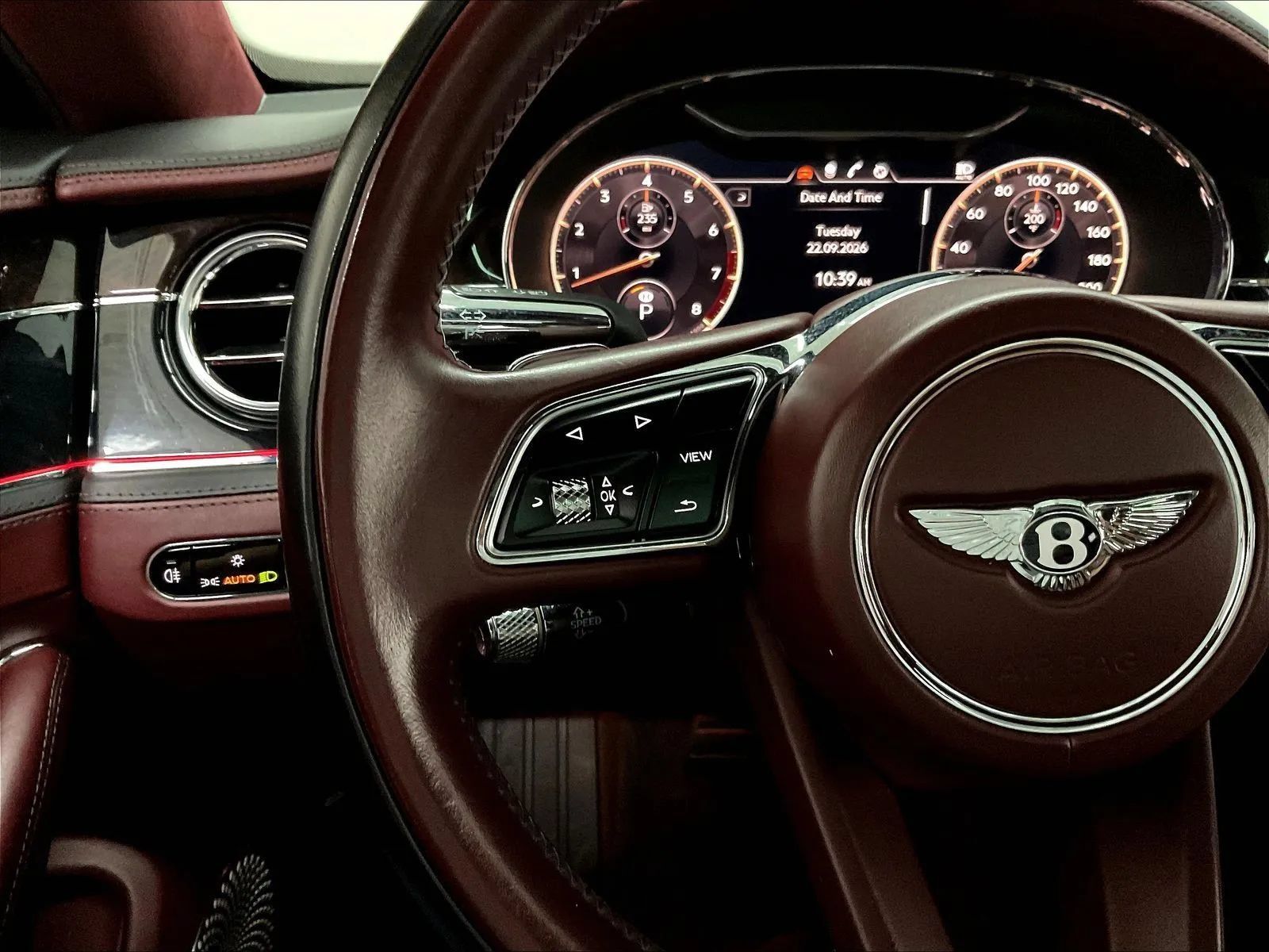 Used 2021 Bentley Flying Spur V8 AWD/4WD image 20