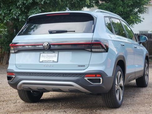 New 2025 Volkswagen Taos SE image 8
