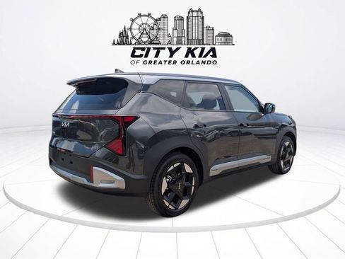 New 2027 Kia Seltos S FWD image 7