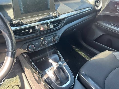 Used 2020 Kia Forte GT-Line FWD image 12