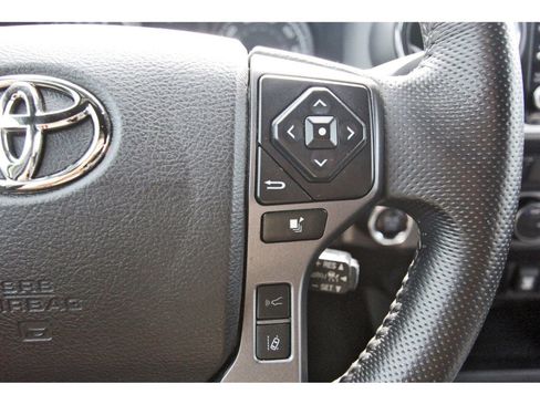 Used 2023 Toyota Tacoma TRD Off-Road AWD/4WD image 20