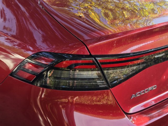 Used 2023 Honda Accord EX image 8