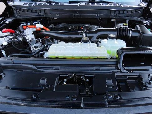 Certified 2025 Ford F150 Platinum w/ Equipment Group 702A High image 16