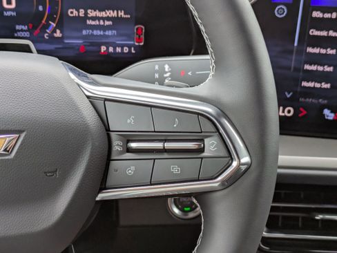 New 2025 Chevrolet Traverse LT w/ Enhanced Driving Package image 17