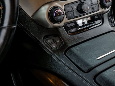 Used 2020 GMC Yukon Denali w/ Denali Ultimate Package image 26