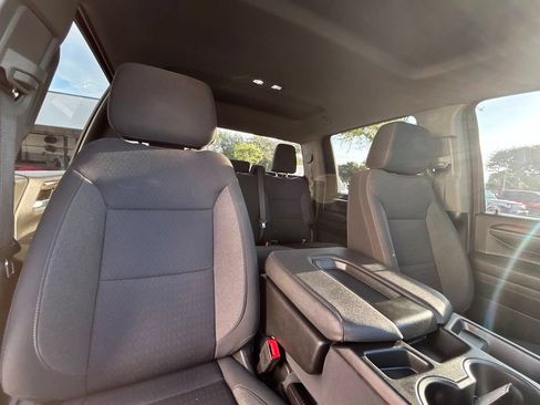 Used 2024 Chevrolet Silverado 2500 LT AWD/4WD image 31