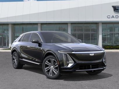 New 2025 Cadillac Lyriq Luxury w/ LPO, Floor Liner Package