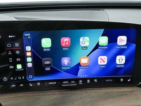 Used 2025 Audi Q5 2.0T Premium Plus w/ Premium Plus image 16