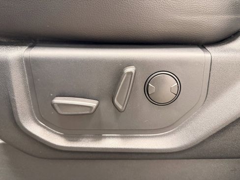 Used 2021 Ford F250 Lariat image 28