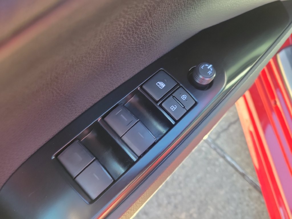 Used 2026 Toyota Camry SE w/ Multimedia Upgrade Package FWD image 13