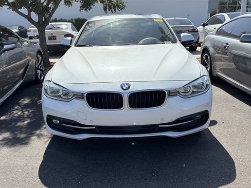 Used 2018 BMW 330i Sedan RWD image 2