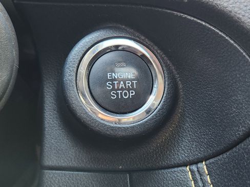 Used 2022 Subaru Crosstrek 2.5i Sport w/ Moonroof Package image 26