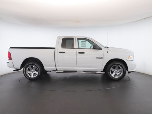 Certified 2018 RAM 1500 Express w/ Express Value Package image 32