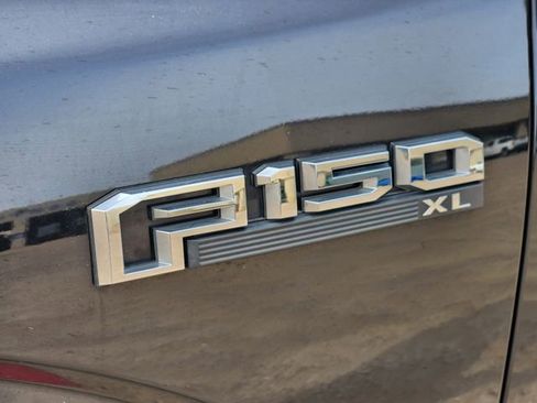Used 2020 Ford F150 XL image 12