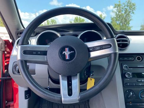 Used 2008 Ford Mustang GT Premium RWD image 23