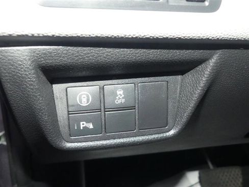 Used 2018 Honda Accord Touring image 30