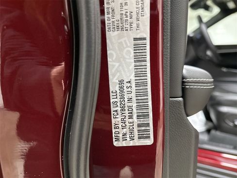 New 2025 Jeep Grand Cherokee Limited 4xe image 26